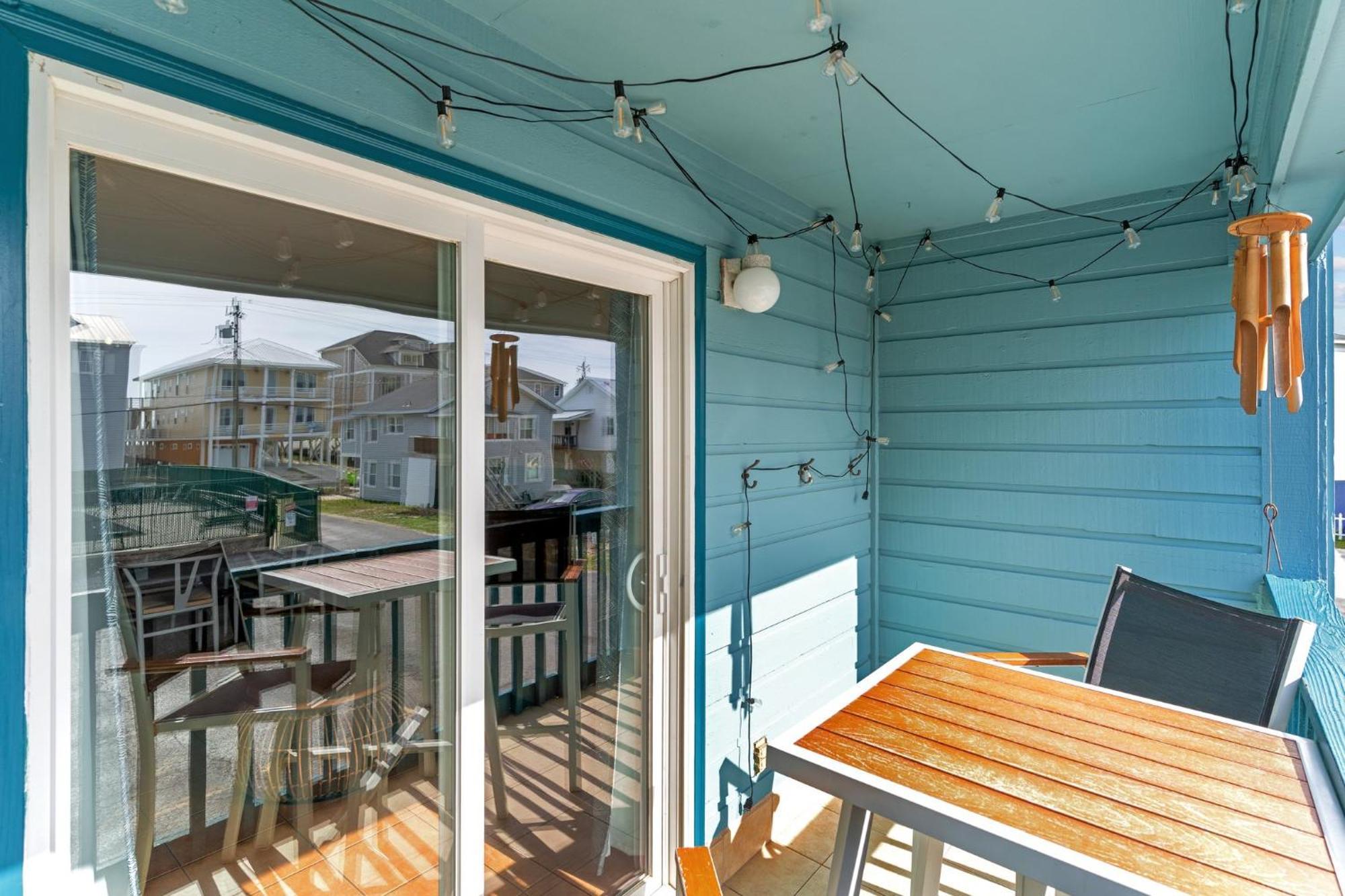 Hang Ten Hideaway, Pool, Condo, Parking - 6 Person Max Occupancy Carolina Beach Bagian luar foto